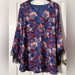 ASTR the Label SMALL Blue Floral Bell Sleeve Dress V Neck Black Lace Bell Sleeve